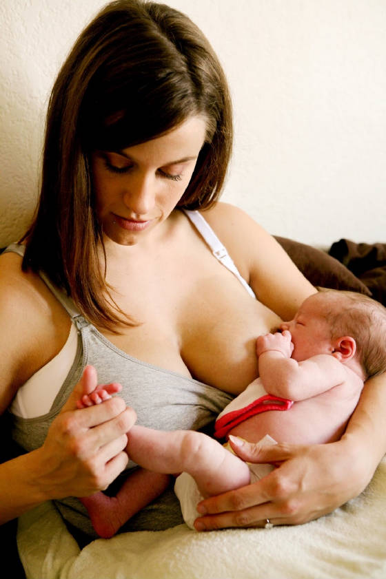 breast-feeding-mom1.jpg