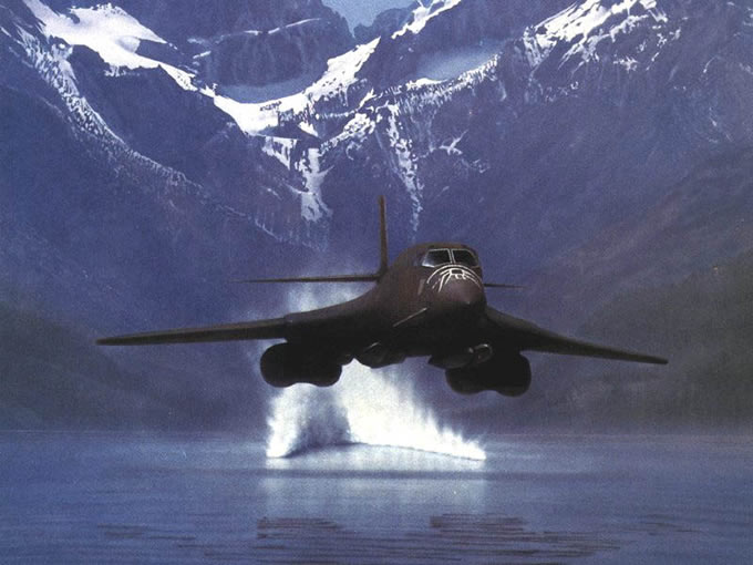 B-1B_Extreme_Low.jpg