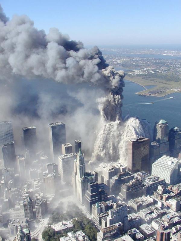 WTC7Hit1.jpg