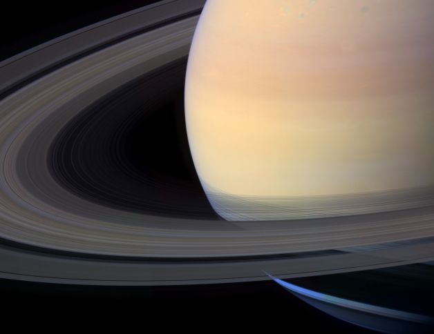 saturn1.jpg